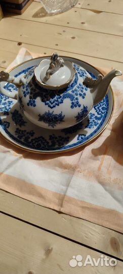 Фарфоровая посуда гжель