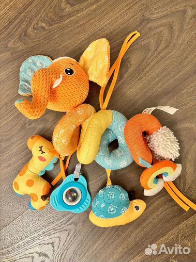 Игрушка спираль погремушка подвесная