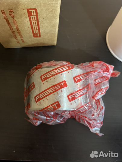 Подшипник полуоси зад.моста комплект