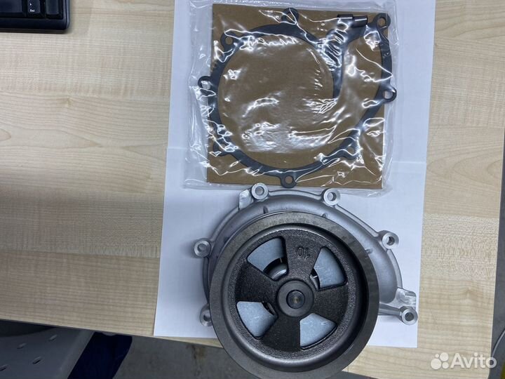 Насос водяной scania 4ser