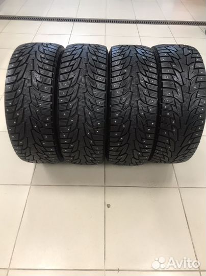 Hankook Winter I'Pike 215/45 R17 91