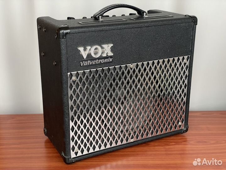 Комбоусилитель Vox ad30vt