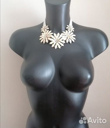 Украшение на шею