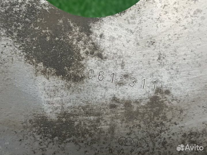 Кожух переднего тормозного диска левый Audi Q5 8R