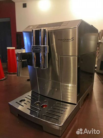Кофемашина Delonghi PrimaDonna S De Luxe