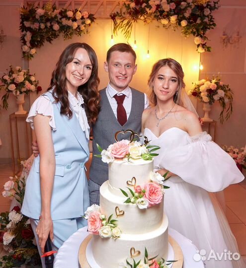 Ведущая, тамада на свадьбу, юбилей, корпоратив