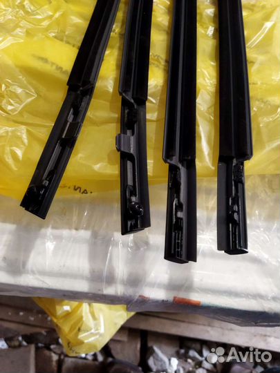 Бархотка уплотнитель стекла на кия рио3