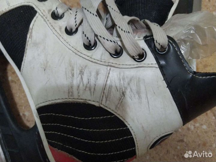 Коньки хоккейные 36 р