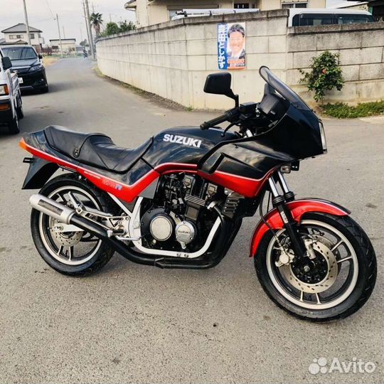 Suzuki GSX 400FW разборка