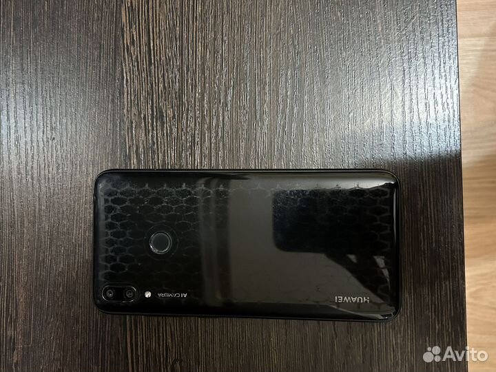 HUAWEI Y7 (2019), 3/32 ГБ