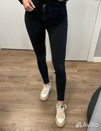 Джинсы mango kim