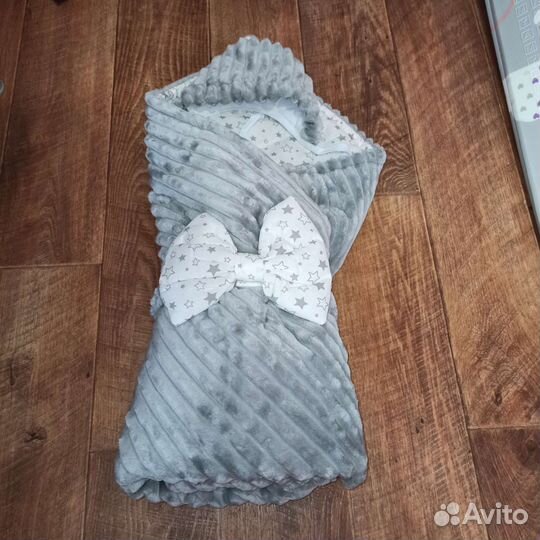Одеяло на выписку с шапочкой