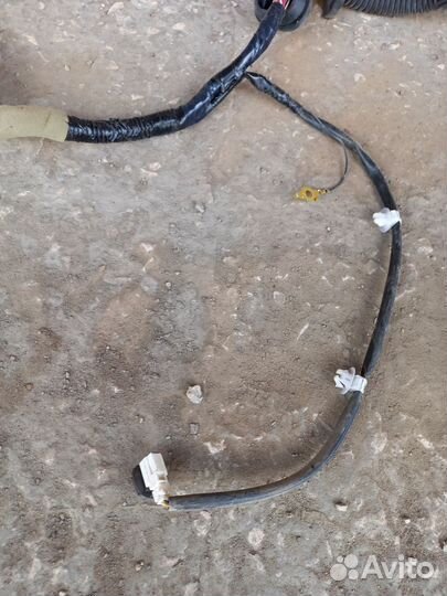 Проводка крышки багажника Nissan X-Trail