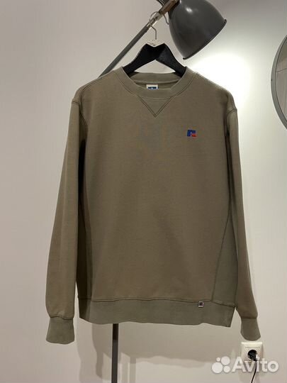 Свитшот Russell Athletic (в отличном состоянии)