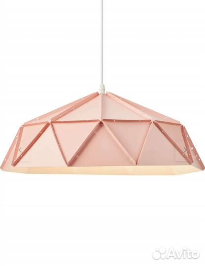 Люстра потолочная с металлическим плафоном (новая)