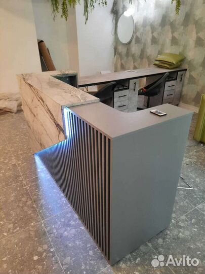 Стойки ресепшн и мебель для бизнеса