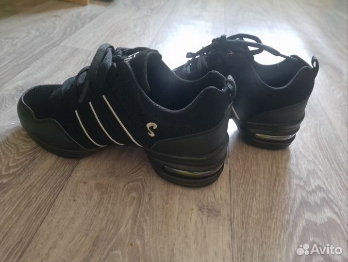 Продам джазовки для танцев носила 1 раз