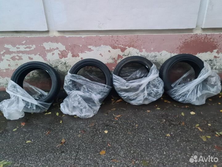 Pirelli Scorpion Winter 255/45 R20 и 285/40 R20 105V