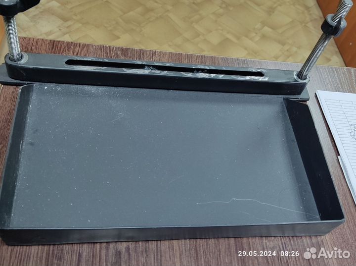 Станок для прошивки документов