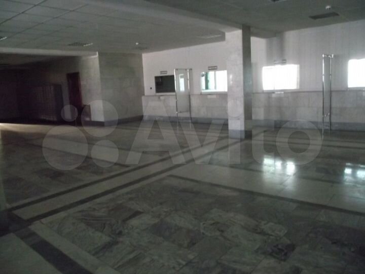 Нежилое помещение под медицинский центр, учебный ц