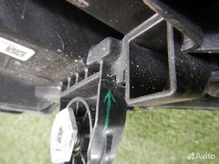 Фара левая Mercedes-Benz GLC