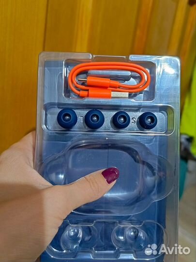 Беспроводные наушники jbl tune 130