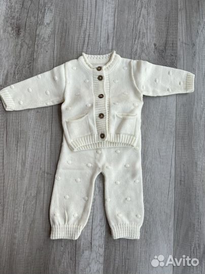 Вязанный комплект(подойдет на выписку)