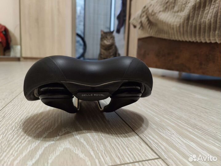 Седло для велосипеда selle royal
