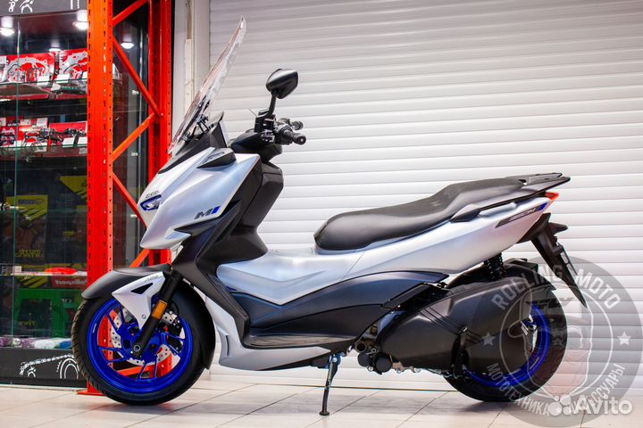 Макси-скутер Zontes ZT350-M white-blue новый