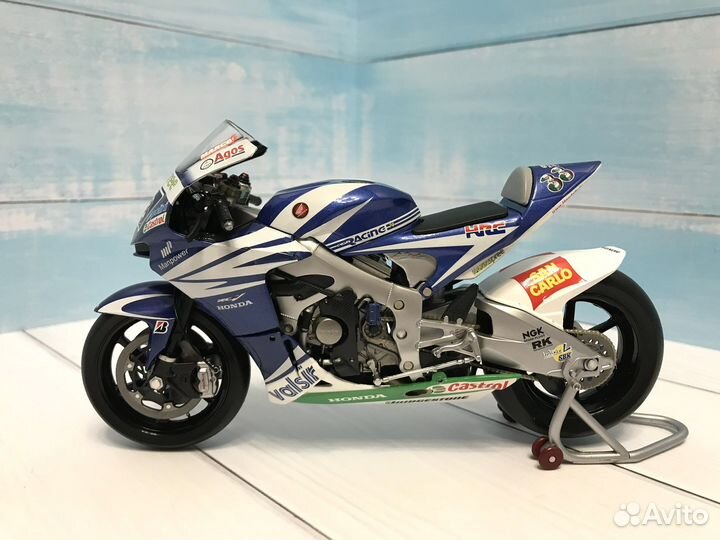 Модель мотоцикла Honda RC212V 2007 1/12 Minichamps