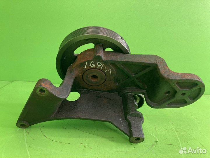 Кронштейн муфты KAMAZ 5490-S5