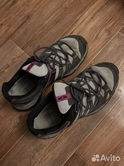 Треккинговые ботинки женские Salomon 38 размер