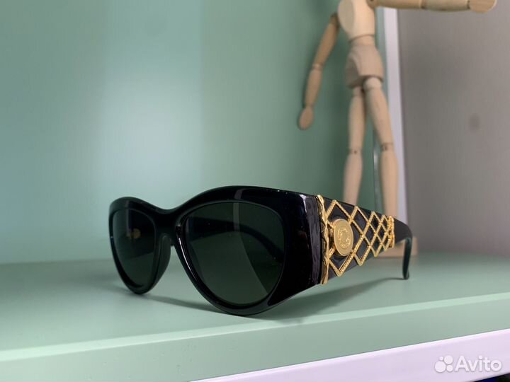 Винтажные солнцезащитные очки Rochas