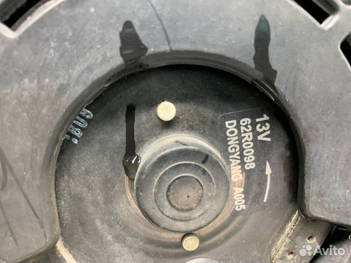 Вентилятор радиатора Chevrolet Epica V250 X20D1