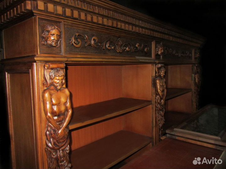 Комплект мебели в кабинет в дом или офис