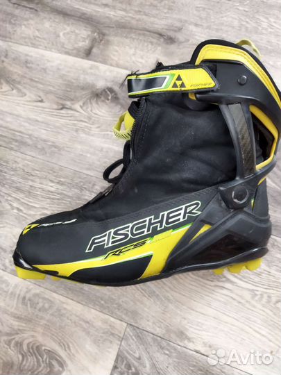 Лыжные ботинки fischer
