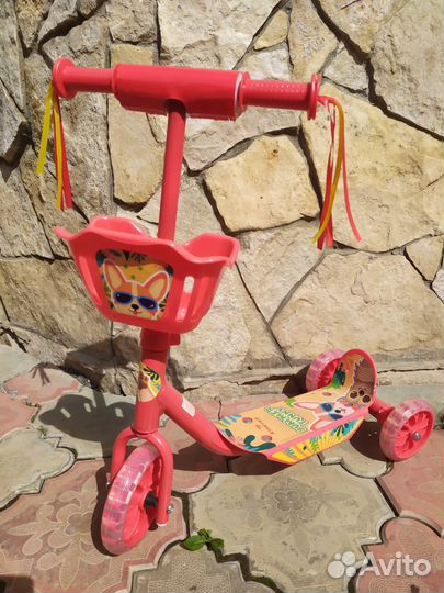 Самокат трехколесный Kreiss с корзиной