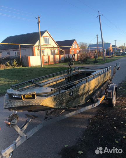 Лодки болотоходы