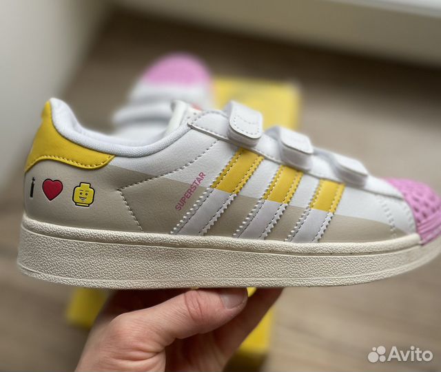 Кроссовки adidas для девочки