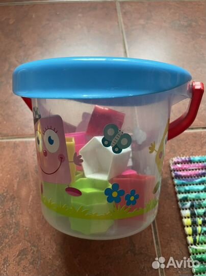 Развивающие игрушки для малышей