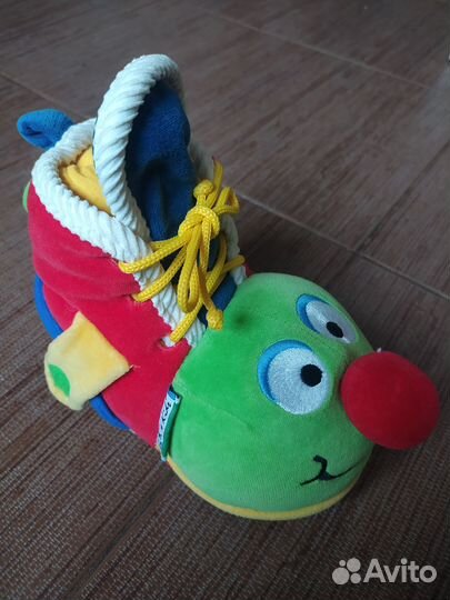 Игрушки развивающие для малышей