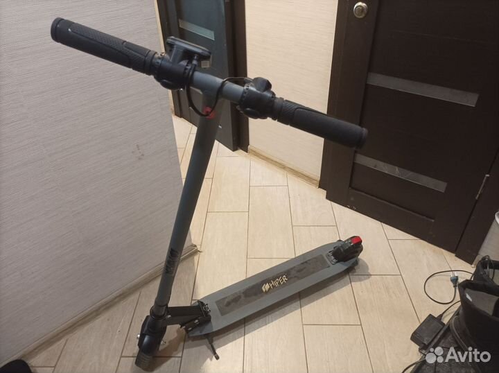 Электросамокат hiper Slim VX560