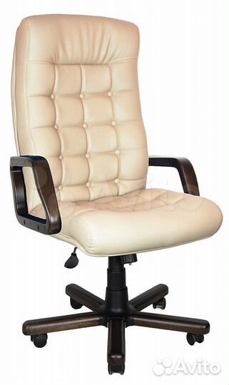 Офисное кресло