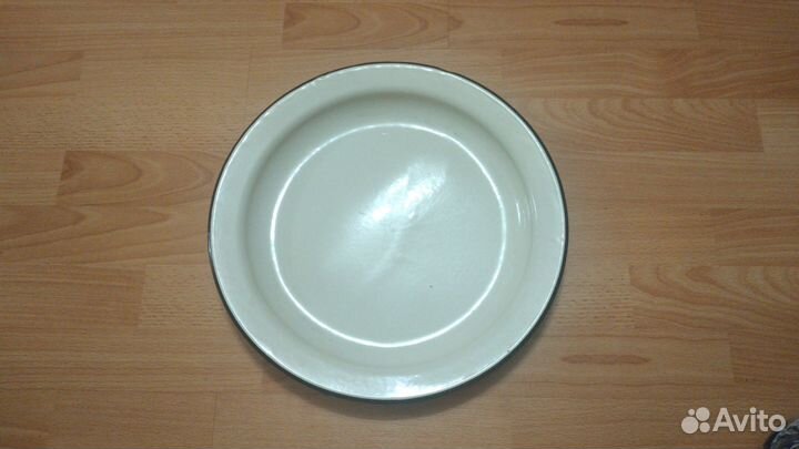 Эмалированное блюдо СССР