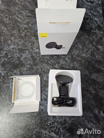 Автомобильный держатель magsafe