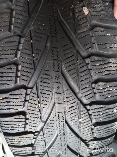Nokian Tyres Hakkapeliitta R2 SUV 215/65 R16 102R
