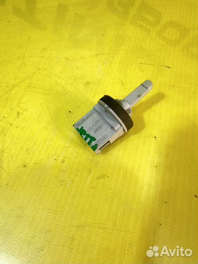 Датчик температуры воздуха Volkswagen Jetta 6