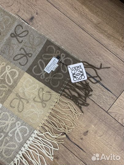 Шарф Loewe