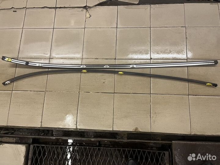 Накладка, молдинг крыши правый Hyundai IX35