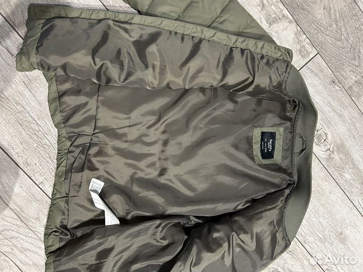 Куртка bershka